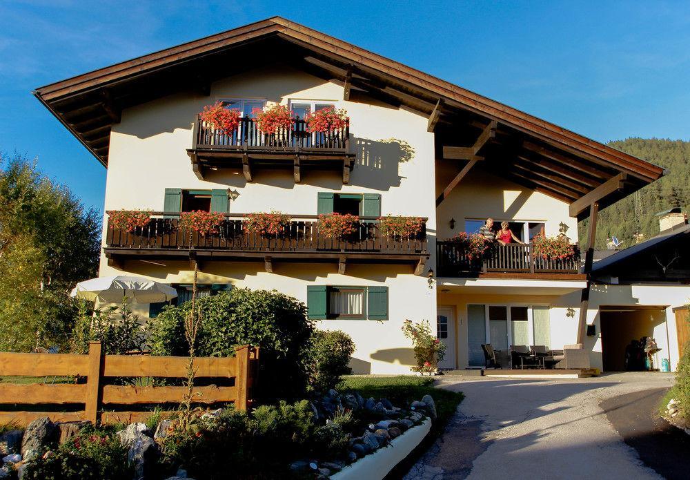 Alpenlandhaus Menardi Ζέεφελντ Εξωτερικό φωτογραφία